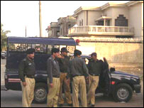 اختر مینگل کے گھر کا محاصرہ