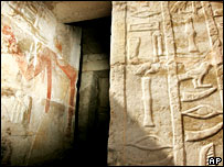 Tumba de dentista em Saqqara, no Egito