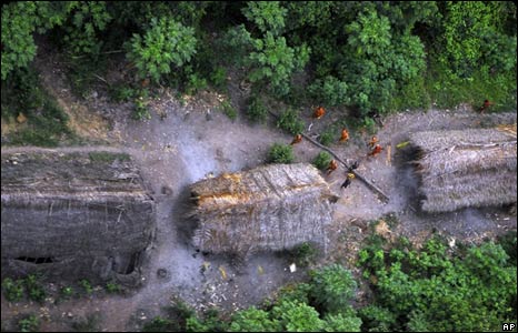 Brezilya'da izole yaşayan yerli grup