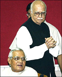 वाजपेयी और आडवाणी
