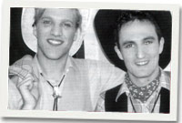 David Tomlin fel Will Parker a Mike Price fel Curly Mclain