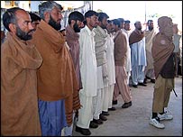 یرغمال بنائے جانے والے سکیورٹی اہلکار