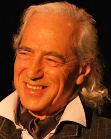 Ведущий Русской службы Би-би-си Сева Новгородцев