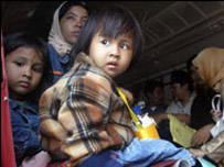 सूनामी आपदा से प्रभावित बच्चे