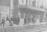 Gorsaf Reilffordd wreiddiol Wrecsam - Hawlfraint Archif Wrecsam