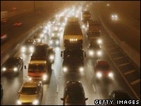 Машини на лондонській окружній трасі М25