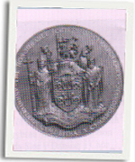 Medal Cymdeithas y Cymmrodorion a oedd i'w chyflwyno i Norah Isaac ar y dydd y bu farw fis Awst diwethaf.