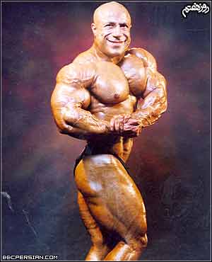 محسن یزدانی