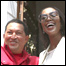 Hugo Chávez e Naomi Capmbell após encontro em Caracas em outubro