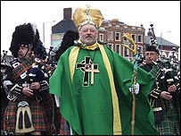 Len Cale as St Patrick, leading the massed bands