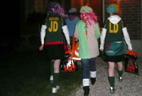 Mentro i'r tywyllwch nos Calan