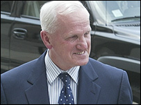 گوردن اوکانر وزير دفاع کانادا