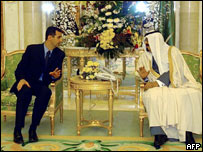 شام پر لبنان سے فوج واپس بلانے کا زبردست عالمی دباؤ ہے