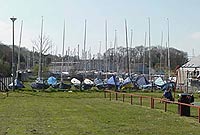 Cychod yn y Felinheli heddiw