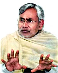 नीतीश कुमार