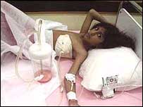 حدود 30 هزار نفر در زلزله بم زخمی شده اند