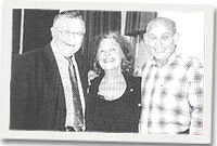 W J Davies yn cyflwyno Maureen Rhys a John Ogwen