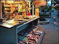 دکه مطبوعات در تهران، عکس از نیما افشار نادری