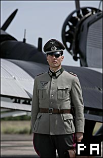 تام کروز در نقش کلاوس فون اشتاوفن برگ   