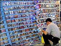 Một cửa hàng đầy sản phẩm