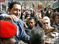 Chávez, em visita à Argentina