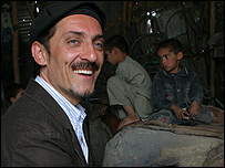 فرهاد دریا و کودکان خیابانی