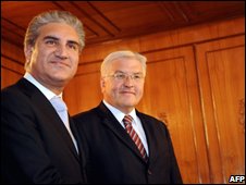 فرینک والٹر شٹائن مائر اور شاہ محمود  قریشی