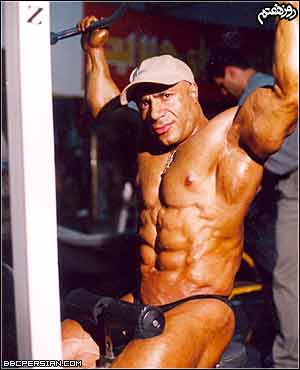 محسن یزدانی