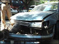 परेरा की क्षतिग्रस्त कार