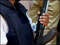 پولیس اہلکار(فائل فوٹو)