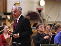 هرمز فرهت (عکس از سايمون جی پرايس)