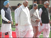 संसद में शहीदों को श्रद्धांजलि