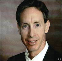 Warren Beff, o polígamo preso nos EUA