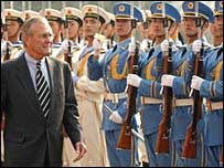 Rumsfeld thăm Trung Quốc tháng 10 năm 2005