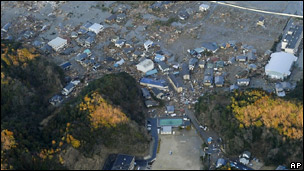 زلزال وتسونامي اليابان