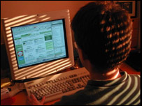 Adolescente no site MySpace