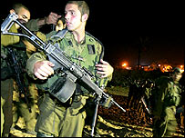 ग़ज़ा में इसराइली सैनिक