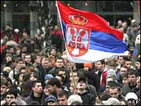 Belgrad'da dün düzenlenen bağımsızlık karşıtı gösteriler.
