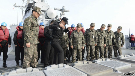 韩国第一艘宙斯盾驱逐舰 世宗大王号上的导弹舱（14/02/2013）