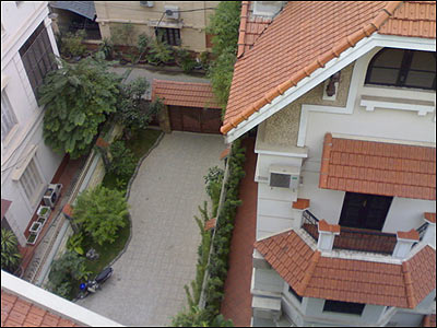 Hình chụp nhà hàng xóm của ông Phiêu