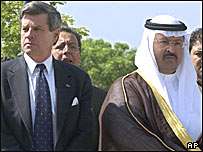 پچاچی، یاور