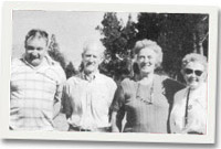 Mike, Elgar, Eira a Bet yn Nant Fach