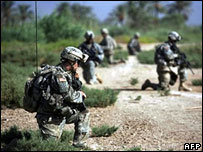 Bağdat civarındaki ABD askerleri