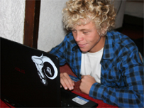 Lewis keeps warm: Pic: Leigh Mytton