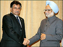 परवेज़ मुशर्रफ़ और मनमोहन सिंह