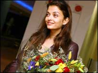 ایشوریہ اور رتیک کے بوسے پر ہنگامہ ہے