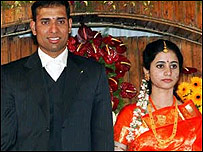 वीवीएस लक्ष्मण अपनी नई नवेली दुल्हन के साथ