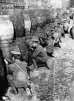 British Regulars sniping from behind a barricade of empty beer casks near the quays in Dublin during the 1916 Easter Rising.(Getty Images/Hulton|Archive)