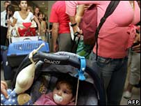 Cidadãos gregos já chegaram a Atenas