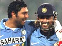 یوراج سنگھ اور دھونی